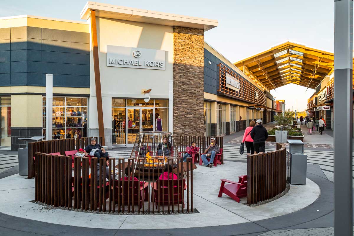 Ottawa's Tanger Outlets cleared for holiday shopping pending council  approval - Ottawa
